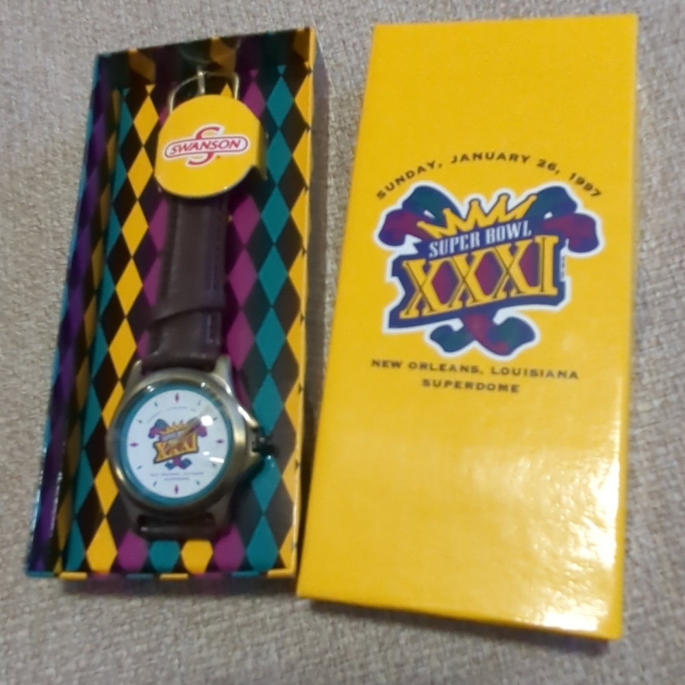 New Leather Super Bowl XXXI 31 VTG Wrist Watch Rare Packers Vs Patriots